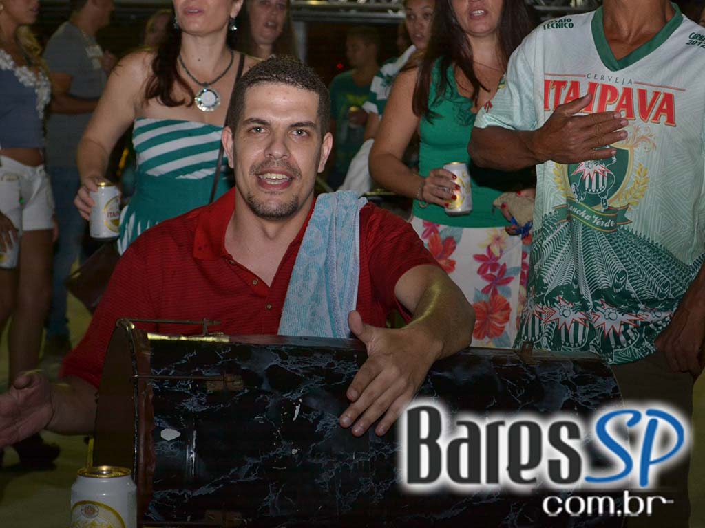 Mr Catra se apresentou no ensaio da Mancha Verde para o Carnaval 2013 Mr Catra se apresentou no ensaio da Mancha Verde para o Carnaval 2013